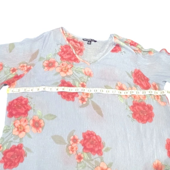 Zac & Rachel - Pinstripe Floral - Boho - Tiered Bell Sleeves - Picture 4 of 6